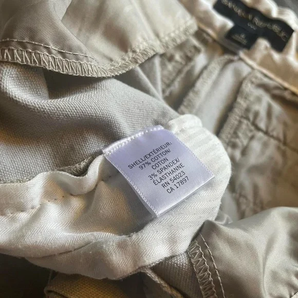 Banana Republic Light Cream Low-Rise Button-Tab Mini Shorts - Picture 3 of 4